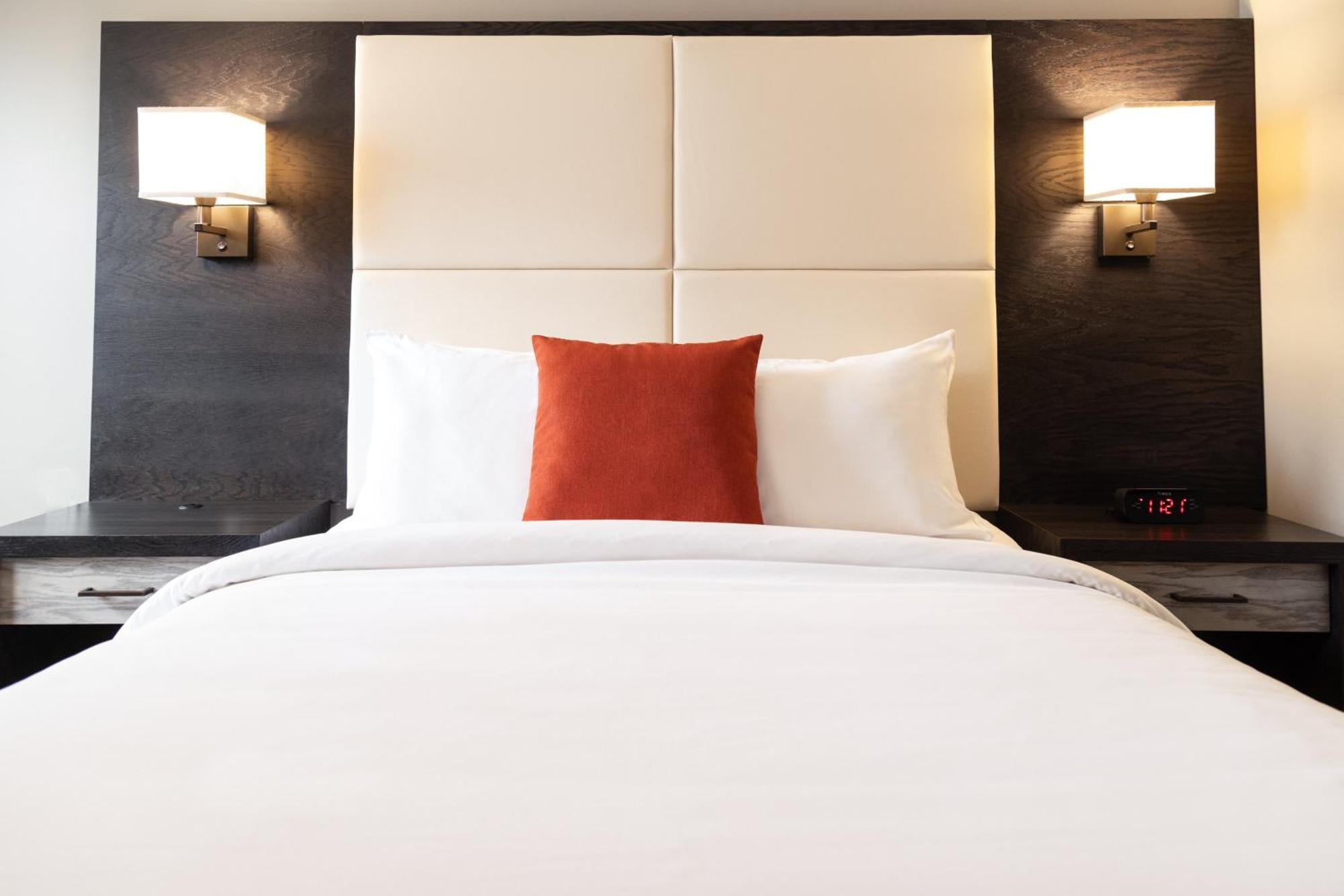 Crowne Plaza Fredericton Lord Beaverbrook By Ihg Eksteriør billede