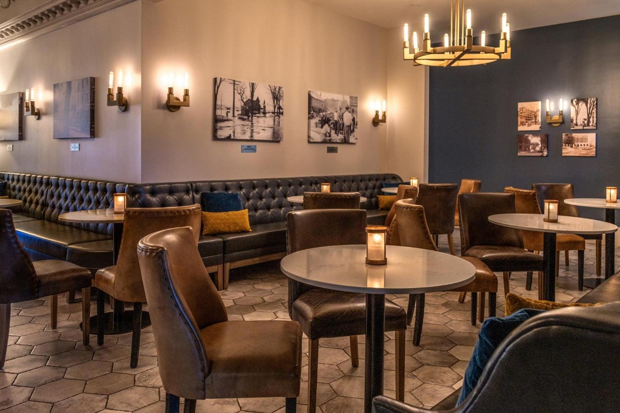 Crowne Plaza Fredericton Lord Beaverbrook By Ihg Eksteriør billede